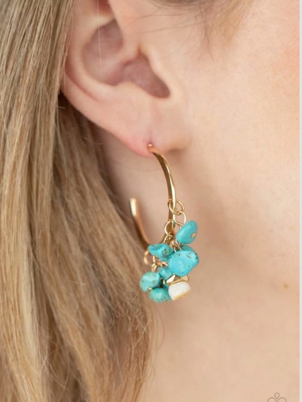 Paparazzi Earring ~ Gorgeously Grounding - Gold